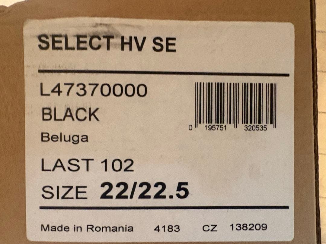 SALOMON スキーブーツ　新品箱付　女性