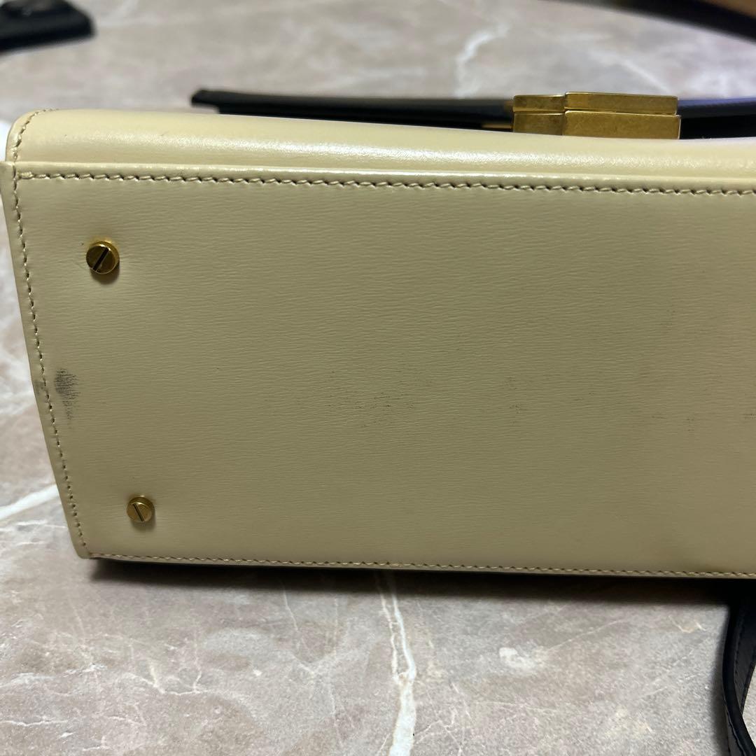 Saint Laurent カサンドラ ハンドバッグ 白黒