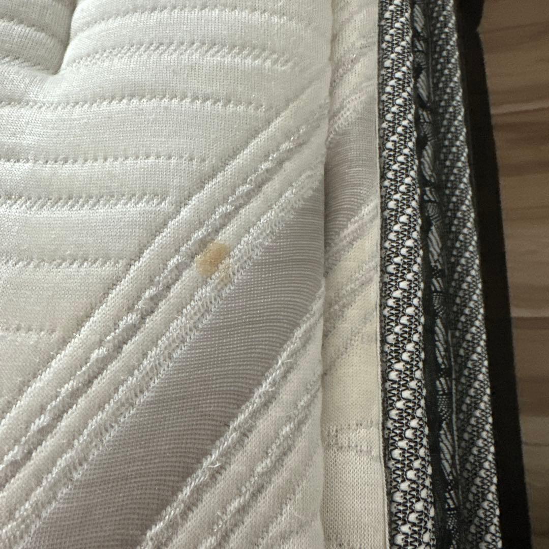 【最終価格】シモンズ　Beautyrest Black クイーンサイズ