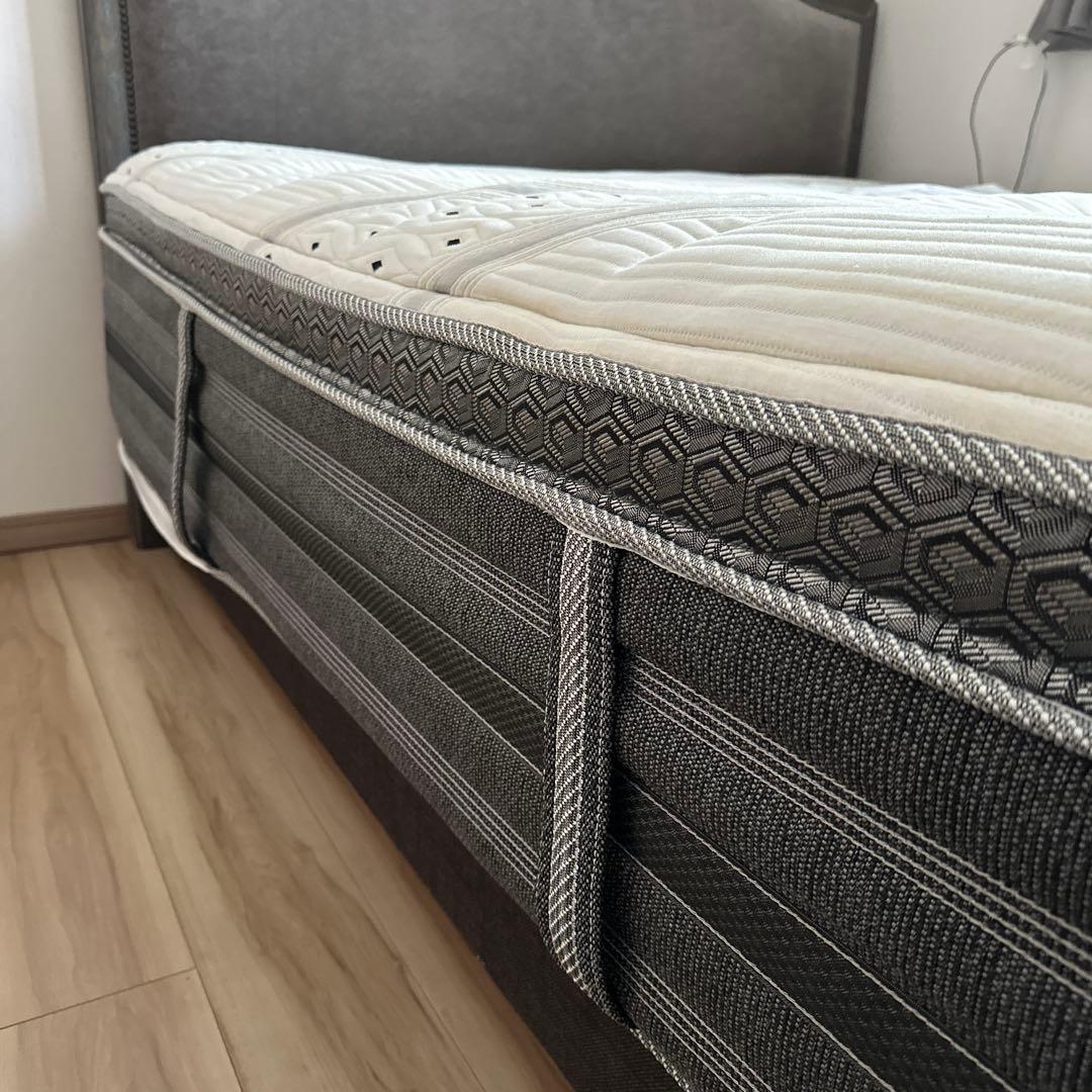 【最終価格】シモンズ　Beautyrest Black クイーンサイズ