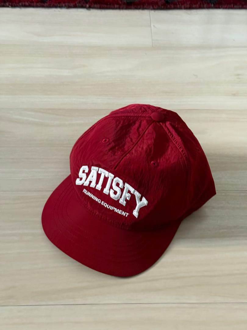satisfy サティスファイrunning 5‑Panel Pinch Cap