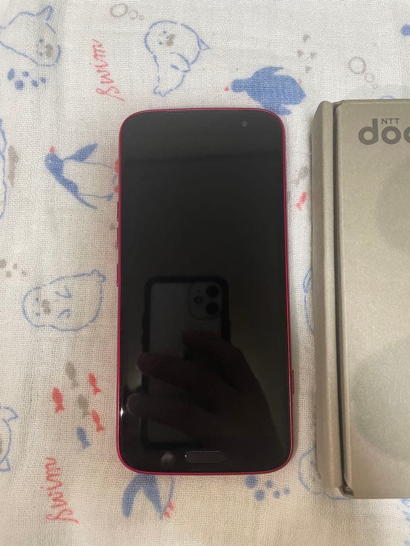 NTT docomo らくらくスマートフォン F-53E レッド