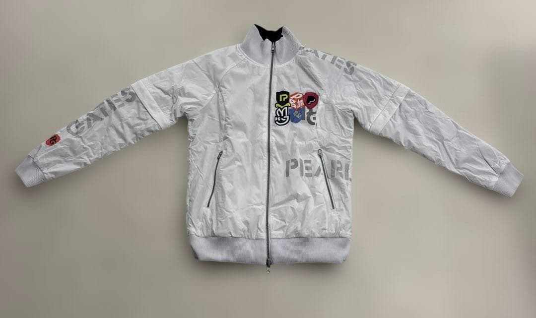 パーリーゲイツ 4wayリバーシブル中綿ブルゾン　黒×白　新品未使用　０