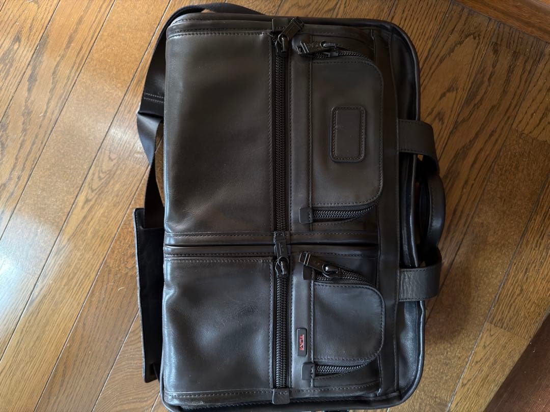 TUMI 超美品 ALPHAナパレザー バッグ 国内正規品ギャランティカード付