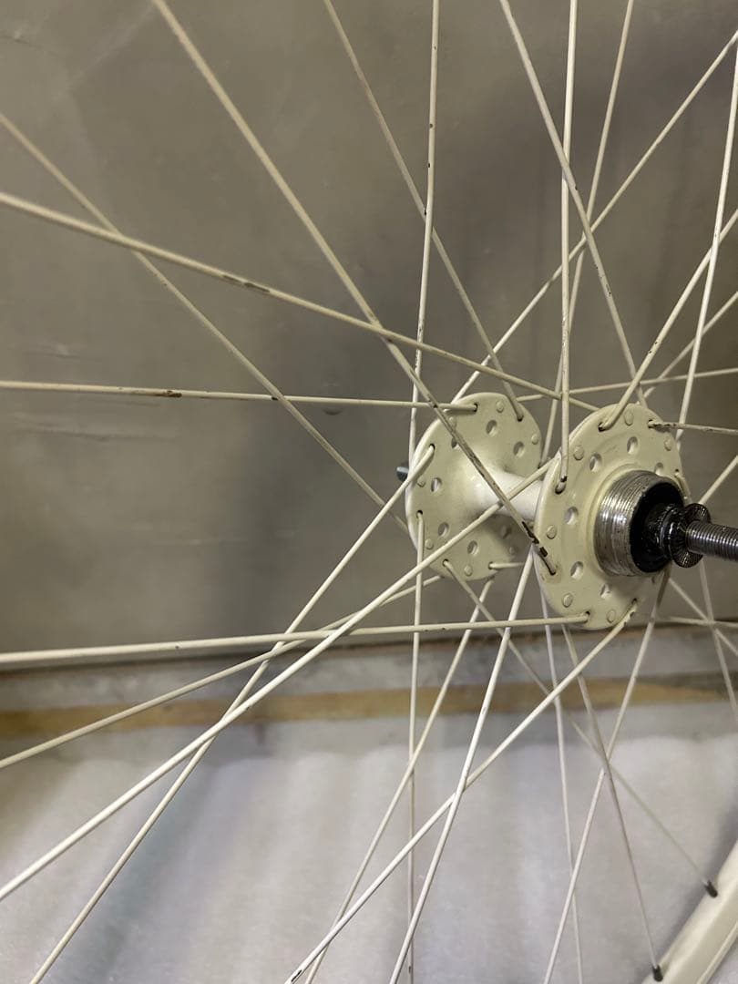 【ピスト用ホイール前輪】貴重なホワイトで映えます★