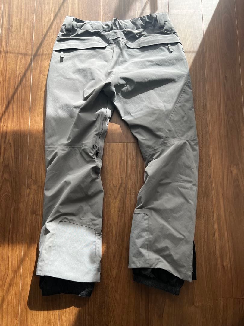 686 GORE-TEX スノーボードパンツ XL グレー 防水防寒 BOA対応