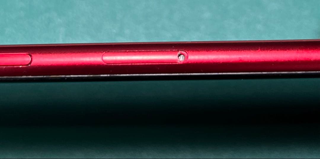 iPhone SE 第3世代 レッド 64GB バテリ100% 68