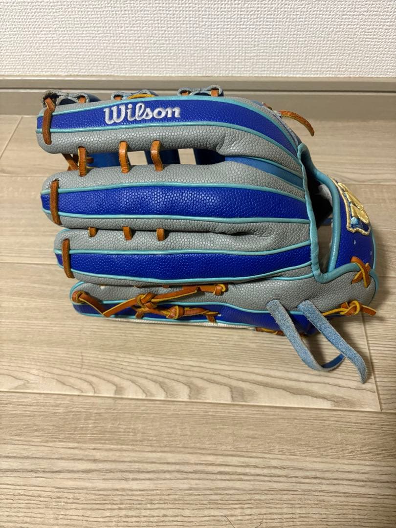 カール　ウィルソン軟式外野手用グローブ