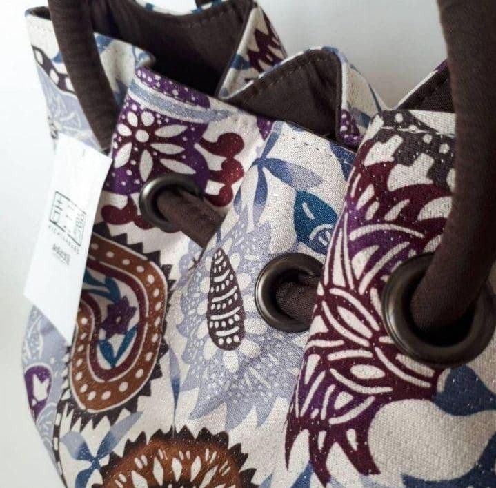 ￥45980⇒￥35980 着物の日月間セール 栗山工房銀通し紅型鞄