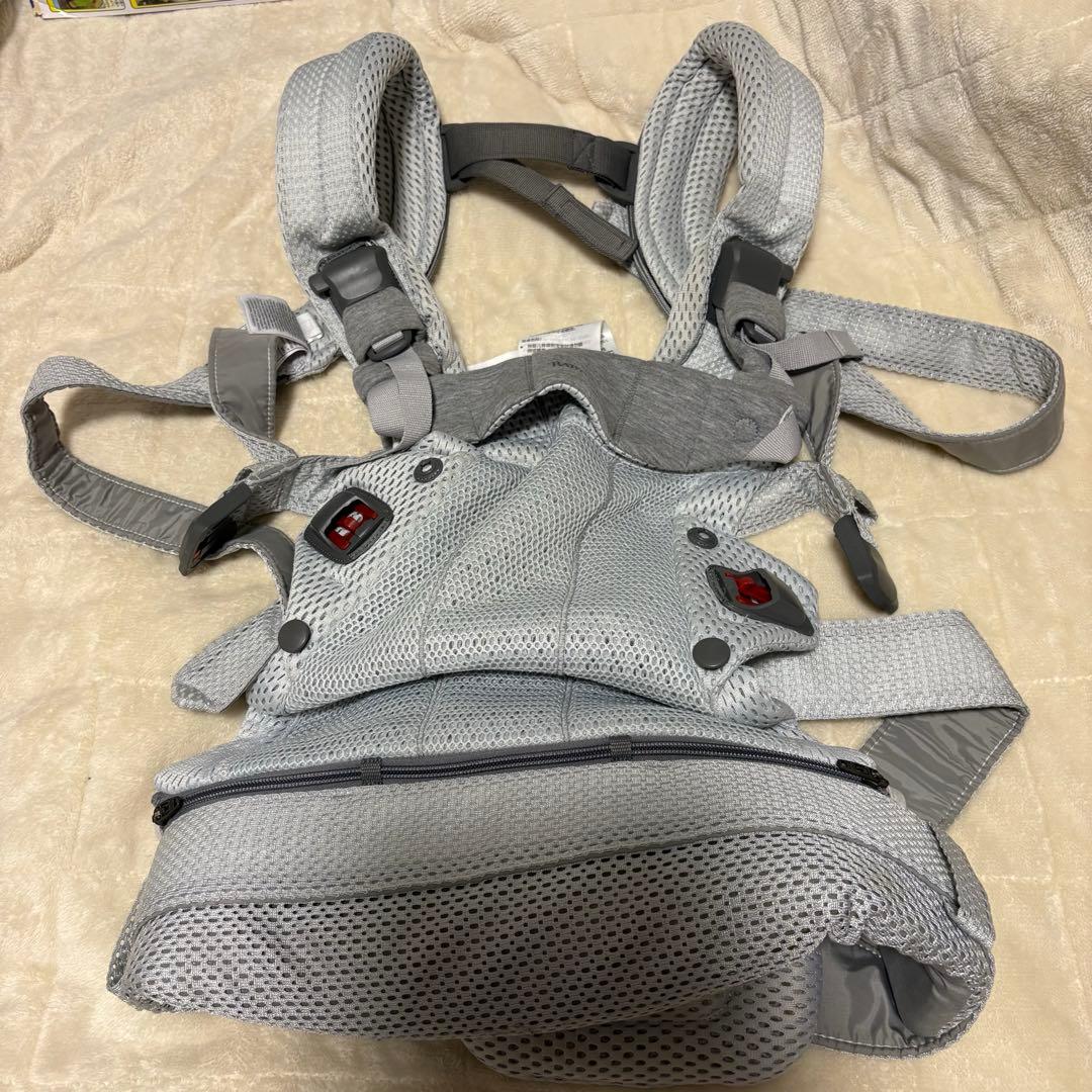 [美品] ベビービョルン　ハーモニー　抱っこ紐　シルバー　グレー