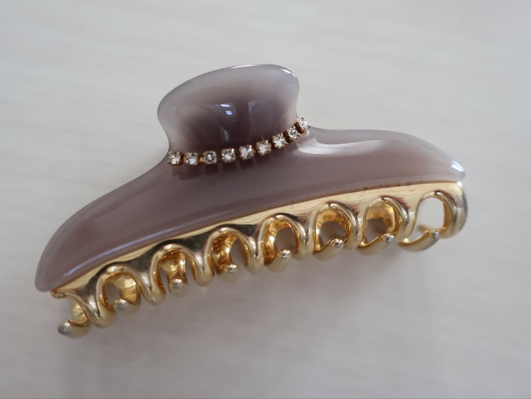 【acca】ロゴ付き　ニューコラーナクリップ　中サイズ