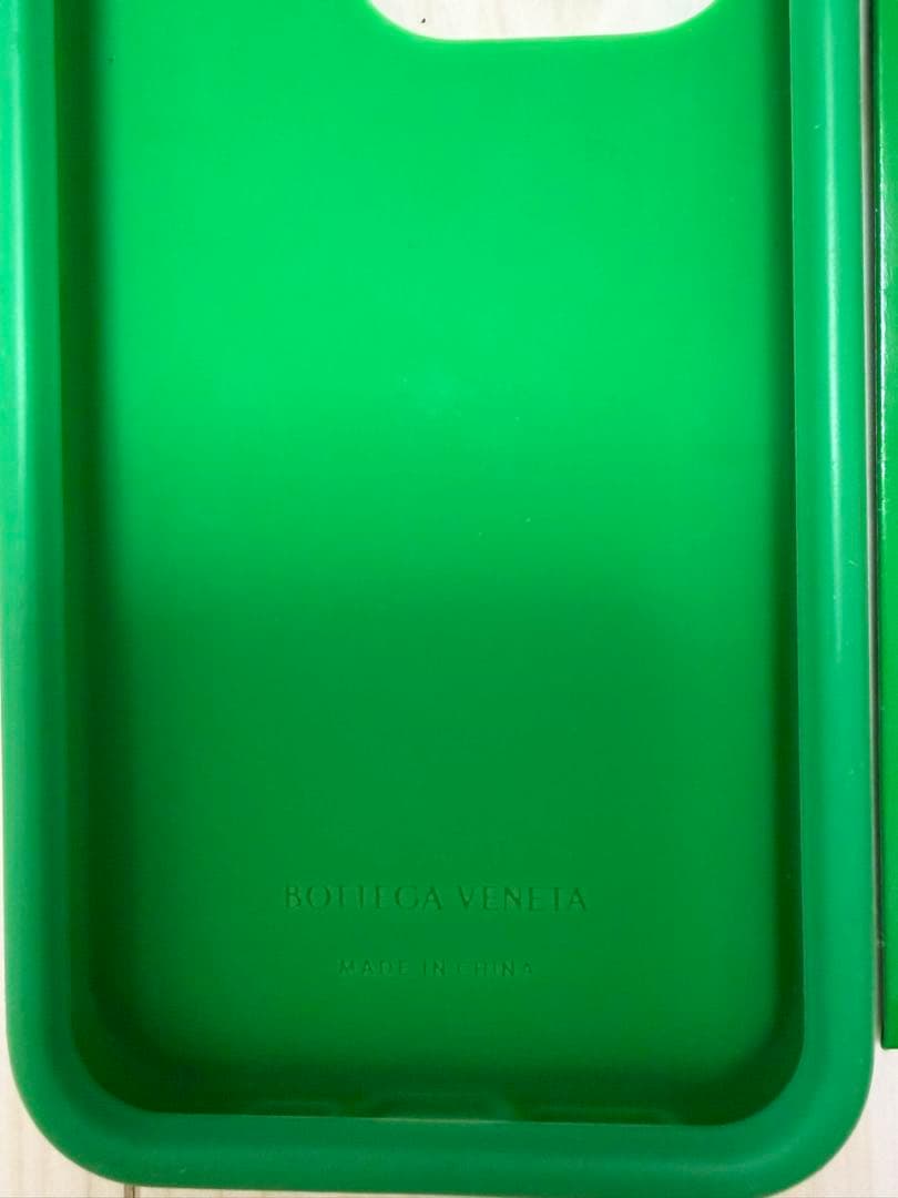 ボッテガ iphoneケース 15pro用
