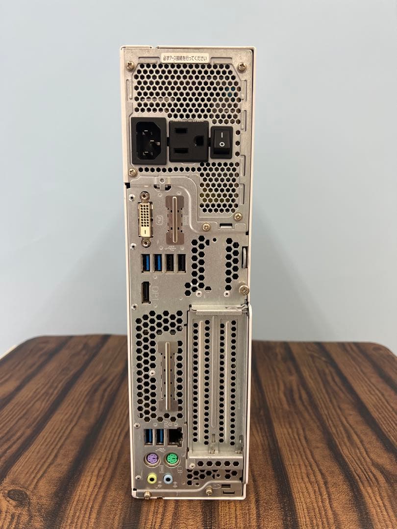 富士通 corei5 16GB 新品SSD521GB Win11　OFFICE