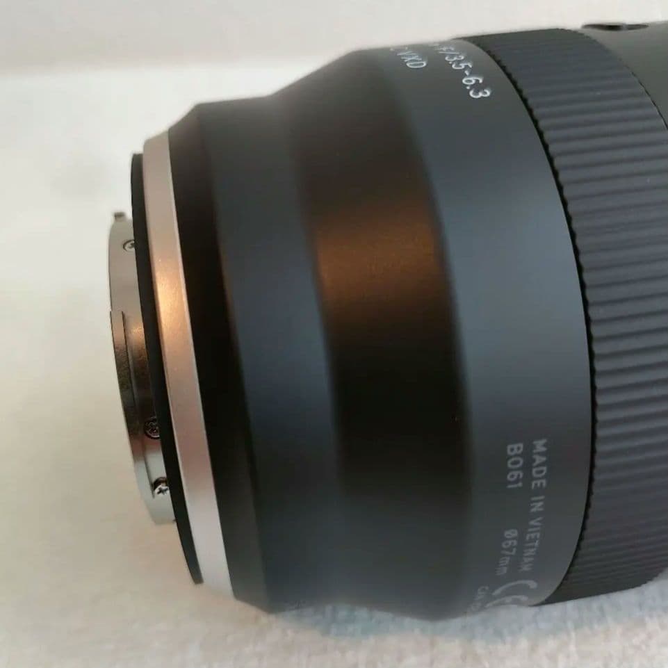 【美品】TAMRON 18-300mm F/3.5-6.3 Xマウント箱あり