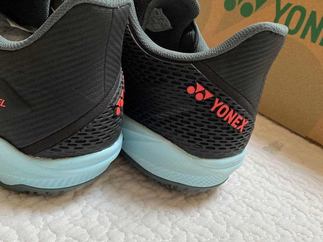 YONEX アドアクセルワイド　GC テニスシューズ ブラック/スカイブルー