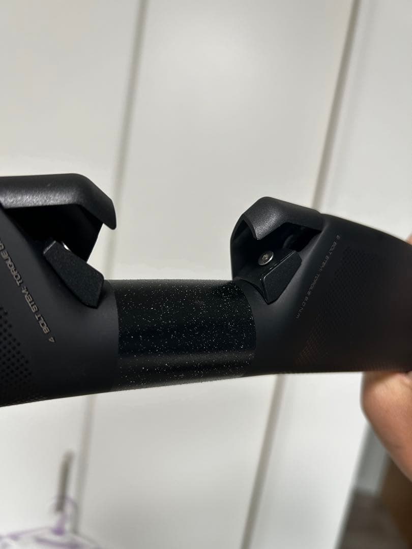 新品　エアロフライ2風　ドロップハンドル　カーボン　ケーブル内装　軽量　ロード