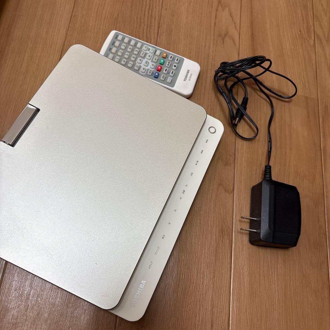動作確認済　東芝ポータブルブルーレイプレーヤー REGZA SD-BP900S