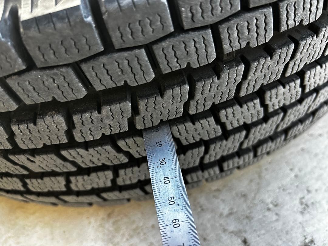 カムロードバンテックジル15インチスタッドレスタイヤセット195/70Ｒ15