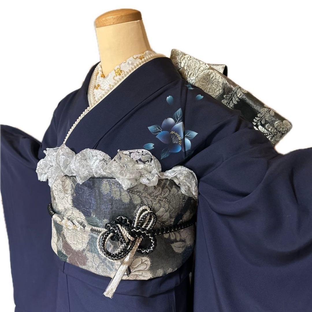 雪の女王❤︎あふれる透明感 紺×シルバーレースの振袖フルセット 成人式