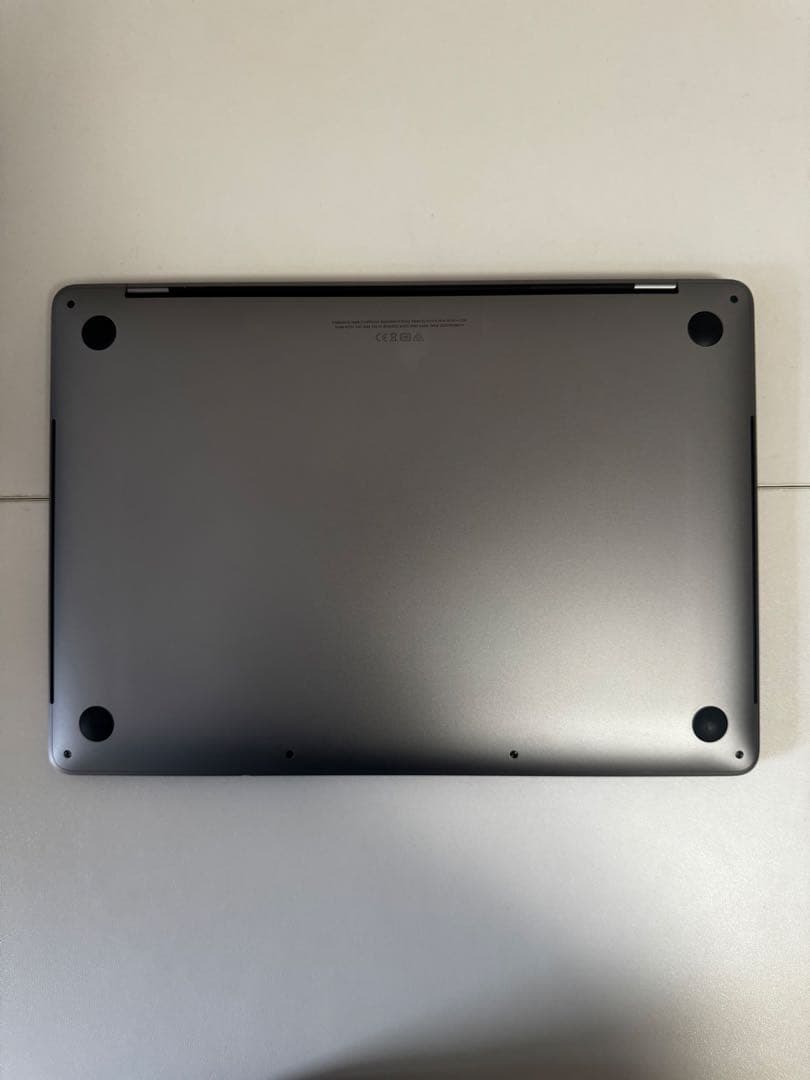 MacBook Pro(2020, intel) 13インチ 16/512GB