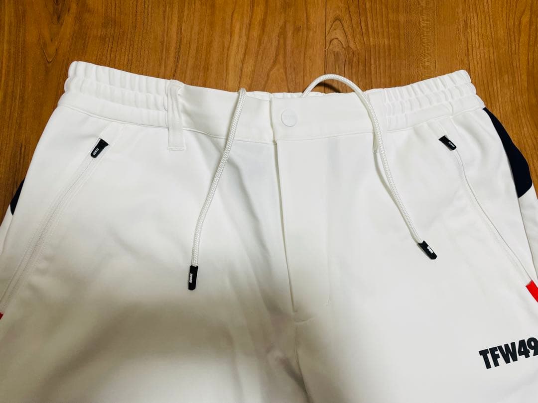 定価8.7万　TFW49 MULTIセットアップ　ホワイト　ジャージ L ゴルフ