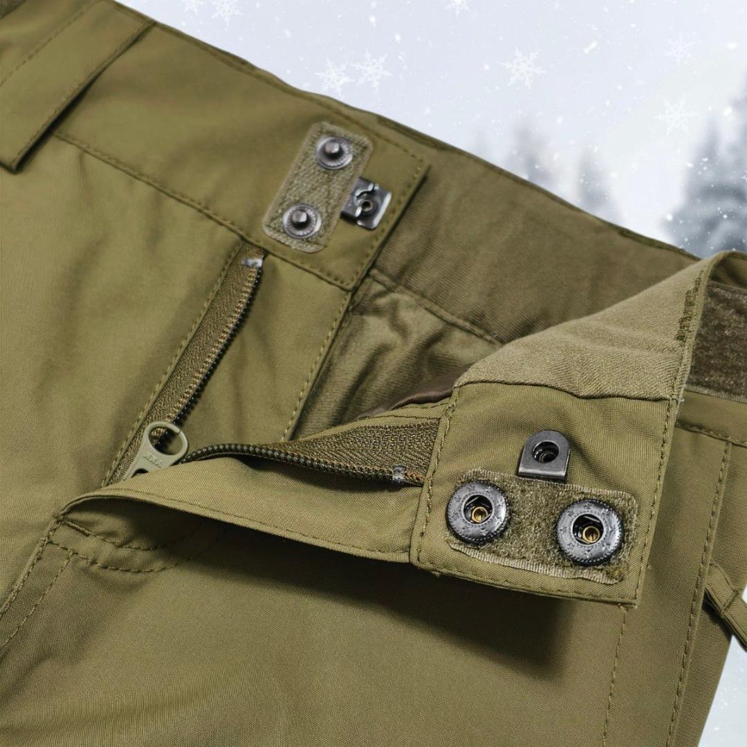 【最終値下】未使用級 QUIKSILVER スノボウェア 上下セット 130