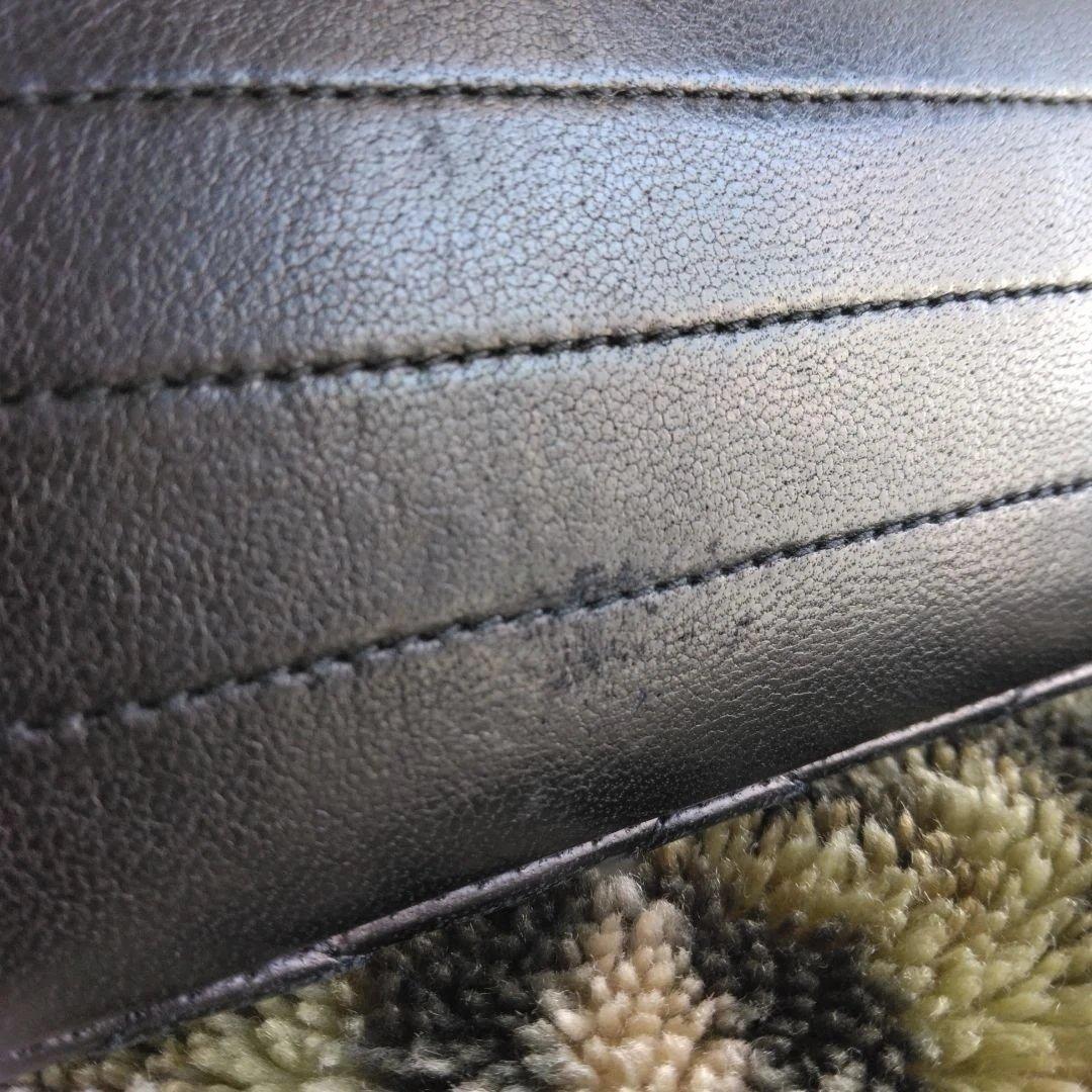 美品　CHANEL ショルダーバッグ 黒 キルティング レザー ゴールドチェーン