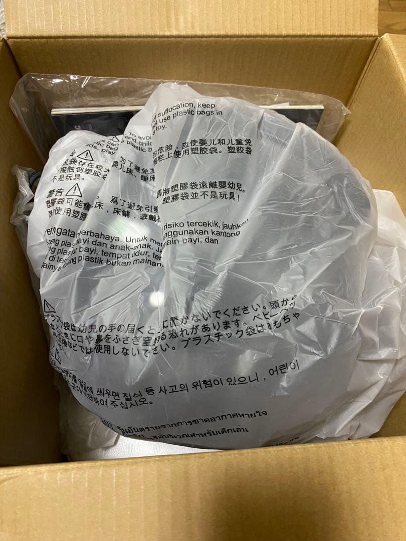 新品。未使用。Panasonic 電気圧力鍋 SR-MP300-K 2.0L