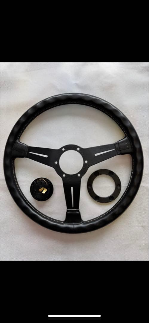 ナルディ NARDI 正規品 36パイ クラシック レザー ステアリング 美品