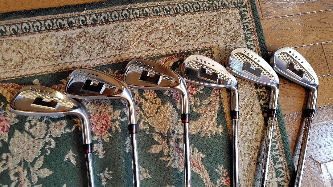 現行モデル　2024 オノフ　アカ　akaアイアン６本セット 6番〜AW