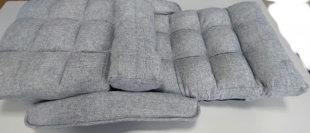 座椅子　肘掛付き　ハイバック　クッション付リクライニング　匿名配送　送料込