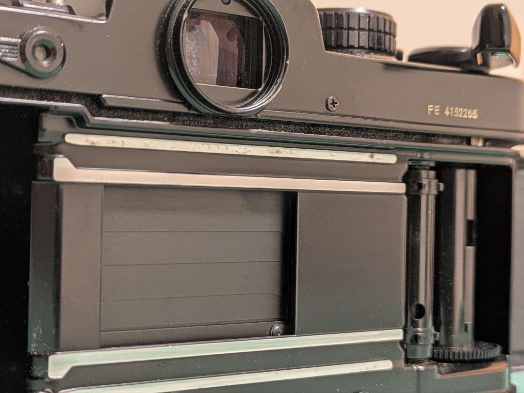 一眼レフ Nikon FE、Ai-s Nikkor F2.8 105mmセット