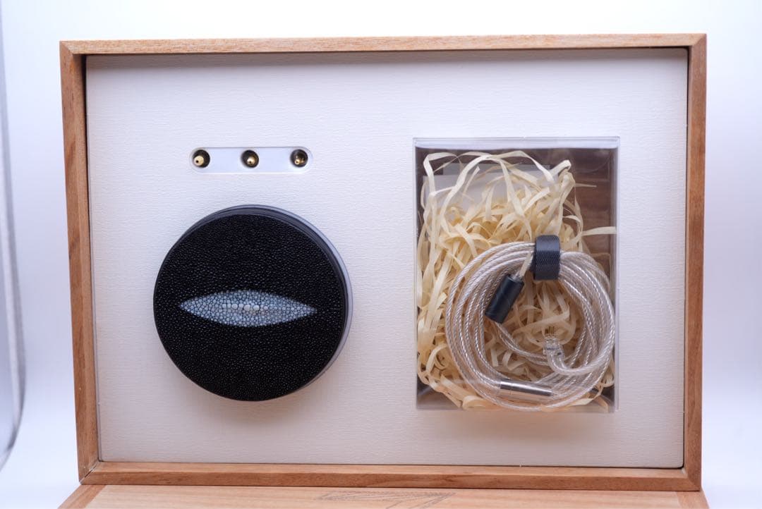 【1/5まで出品】MOONDROP 雪月花