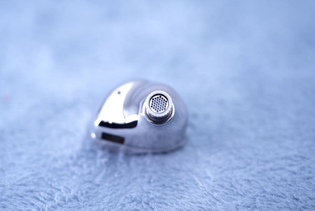 【1/5まで出品】MOONDROP 雪月花