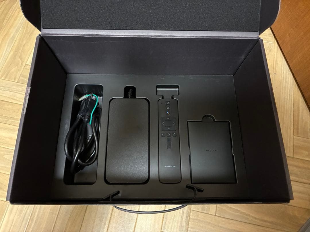 こ*り様 AnkerNebula cosmos 正常動作品　プロジェクター 本体