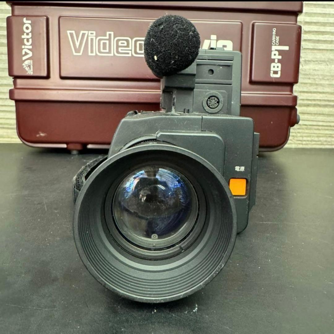 【ジャンク品】ビクター　ビデオムービー　GR-C1　ケース付　Victor