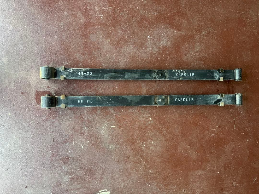 バモス　ABA-HM1サスペンションアーム 板バネ　ダウンサス