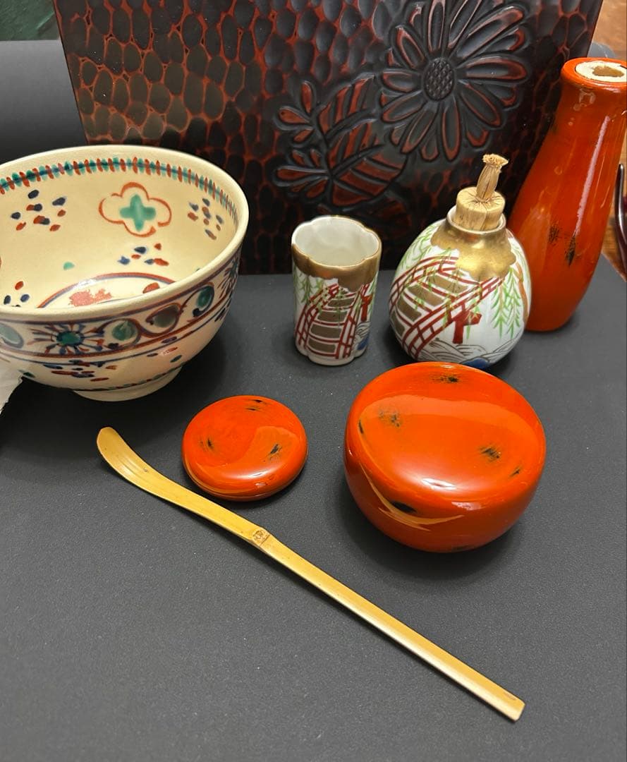 茶道具セット　利休茶箱　鎌倉彫　香合　茶巾筒　茶筅筒　鎌倉彫　根来塗