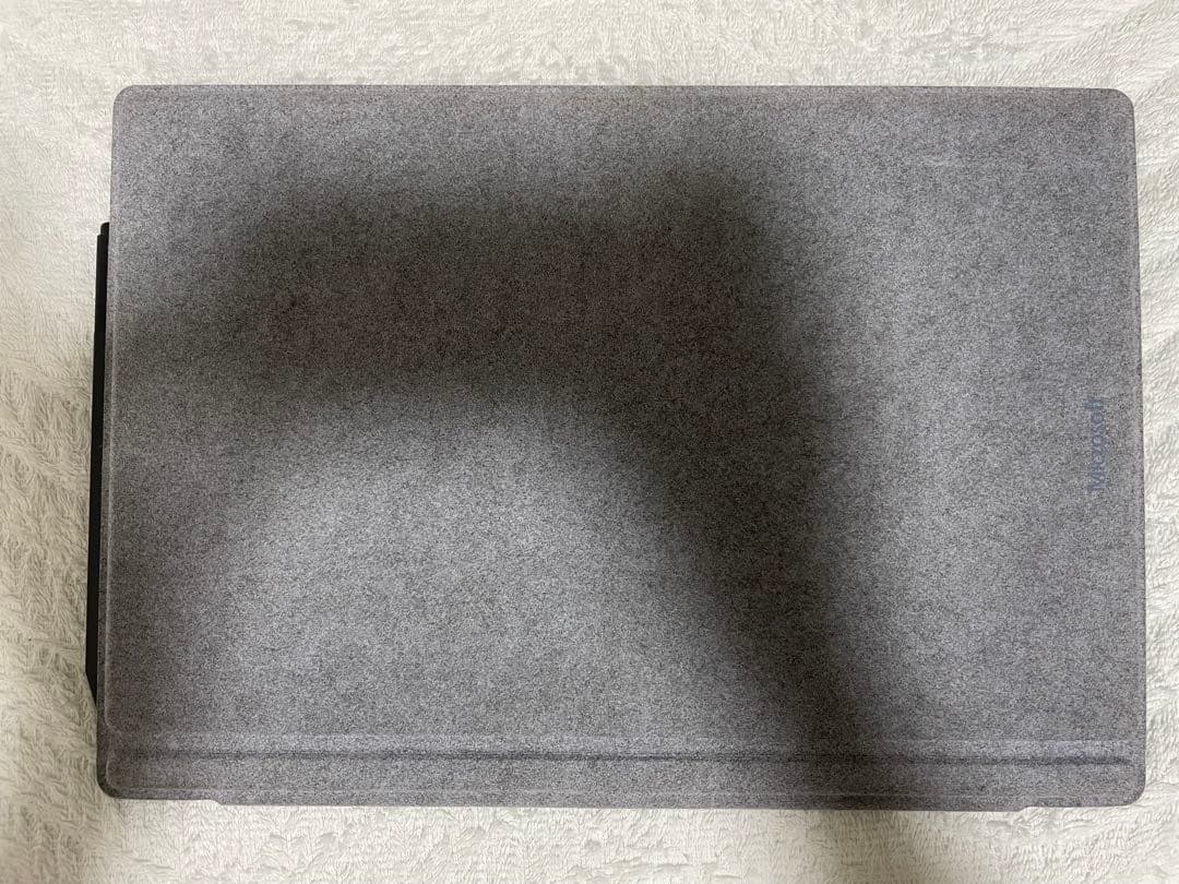 【ぴ】Microsoft Surface Pro 7