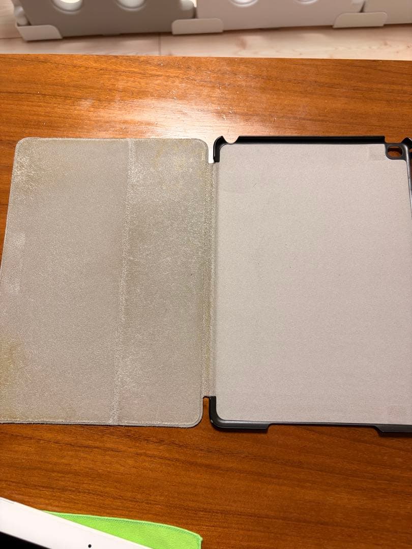 iPad Air2 第2世代 128GB Wi-Fi + Cellularモデル