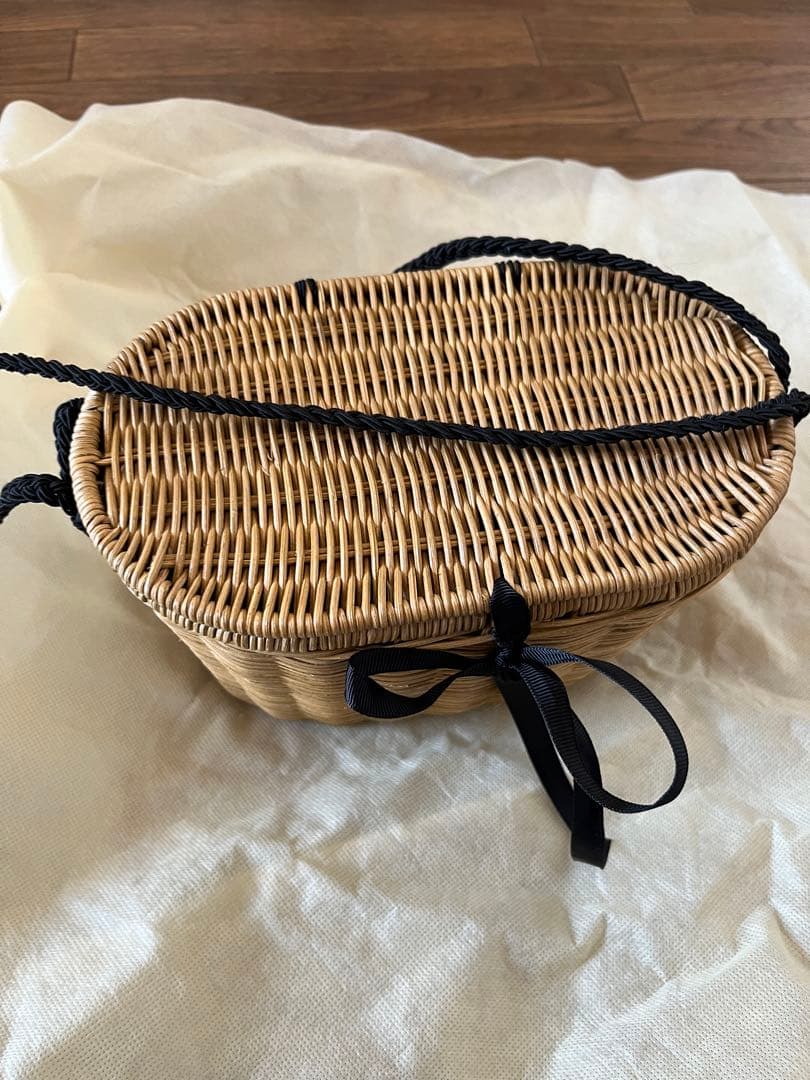 カゴバック　ビリティス　未使用に近い　バスケット