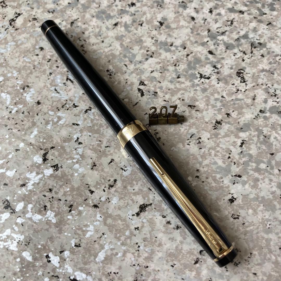 #207 オーバーホール済み 万年筆 PILOT Elite エリート 18k