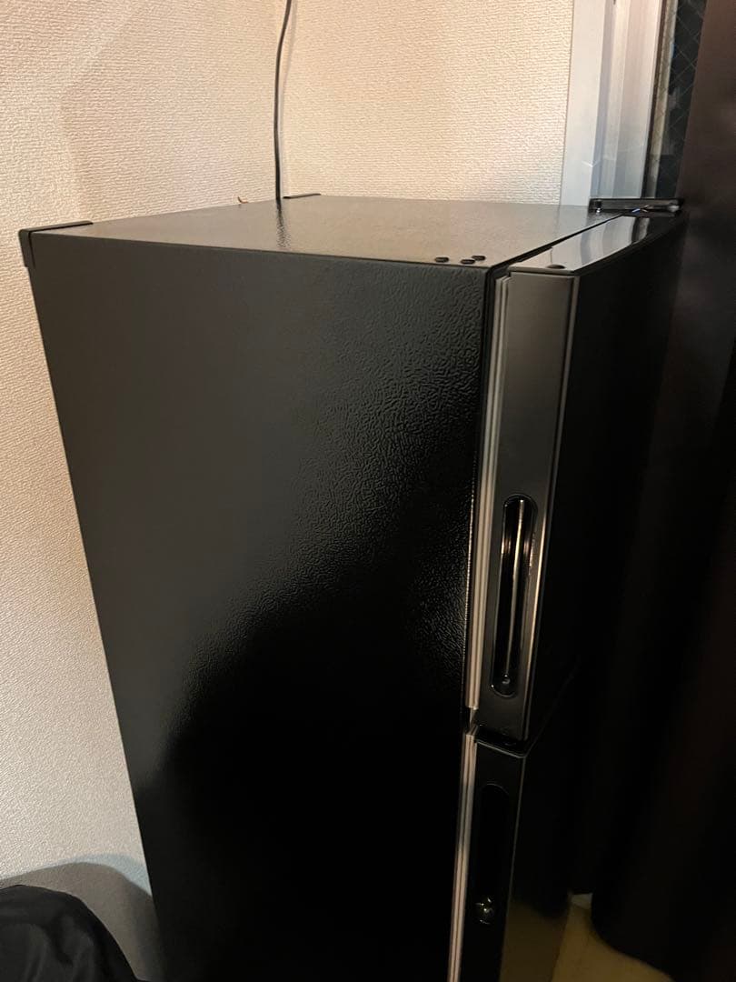 maxzen ブラック冷蔵庫 118Ꮮ 上部冷凍室付き