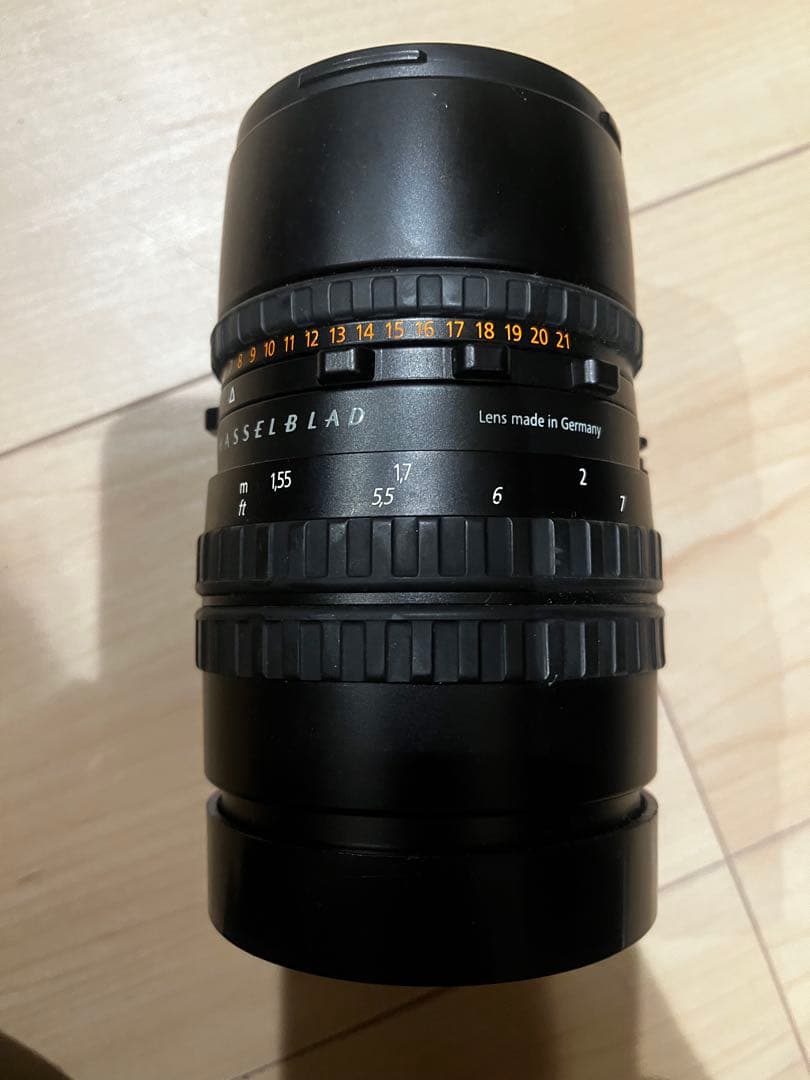 ハッセルブラッド Sonnar 4/180 CFi レンズ けっこう綺麗です。
