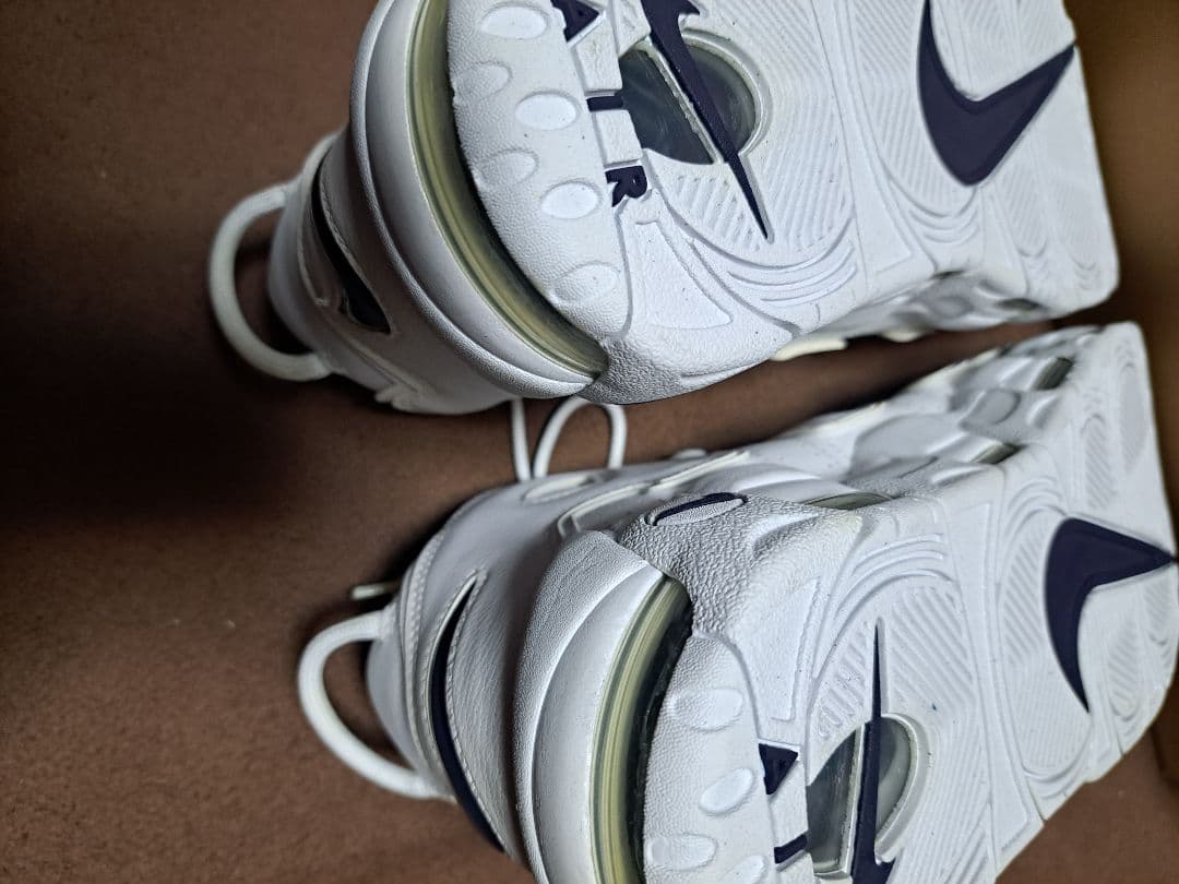 NIKE エアモア アップテンポ ホワイト 28