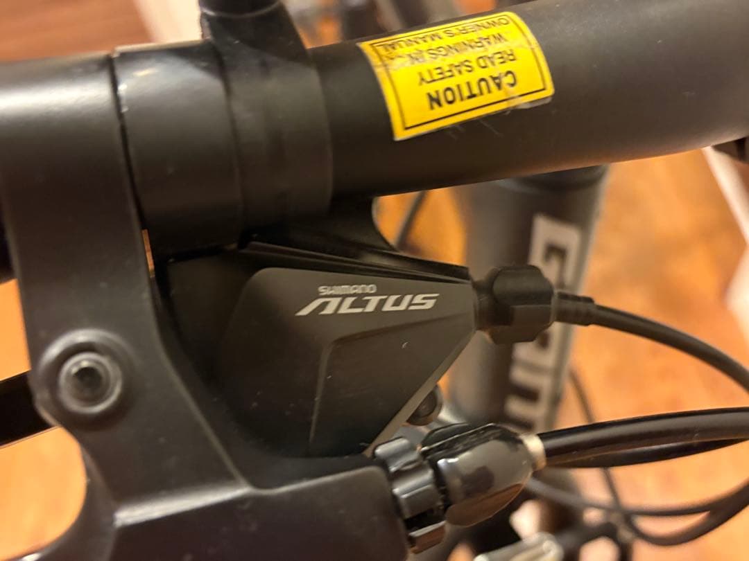 GIANT ESCAPE RX3 ブラック Sサイズ　タイヤ新品✨