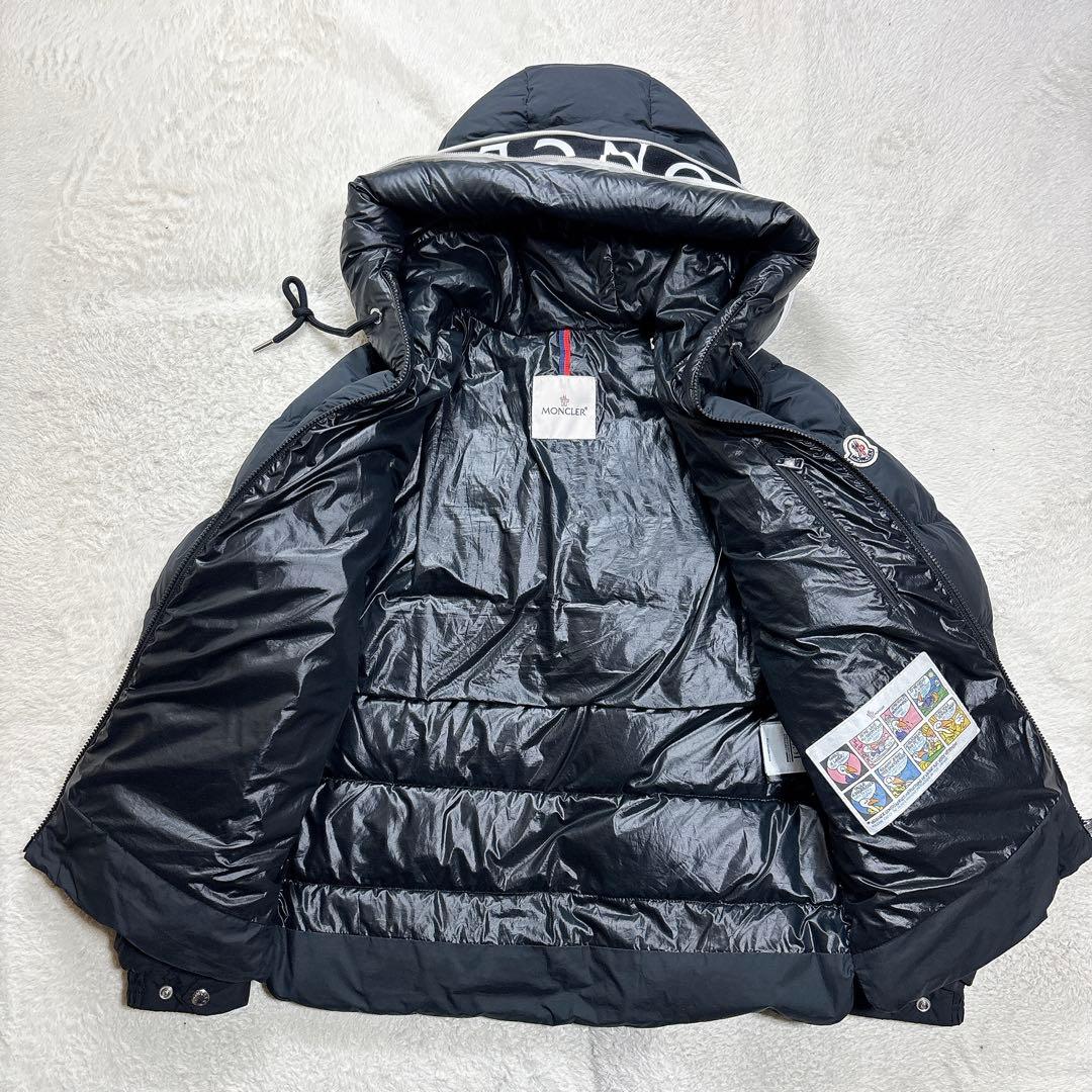 美品 モンクレール CARDERE ダウンジャケット 黒 24年製 国内正規品
