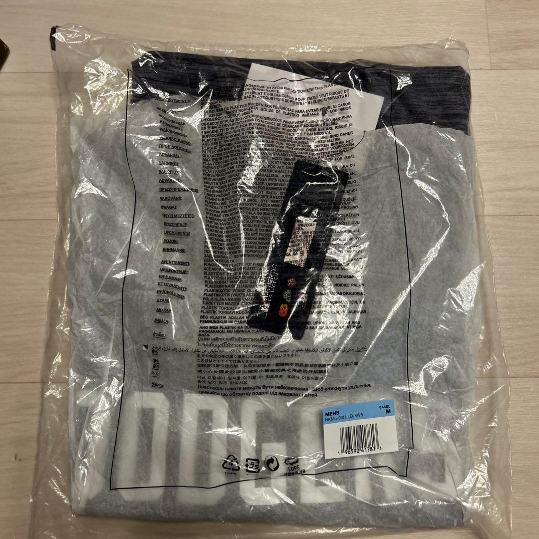 新品 未開封 公式 ドジャース 大谷 翔平 Tシャツ M 優勝記念