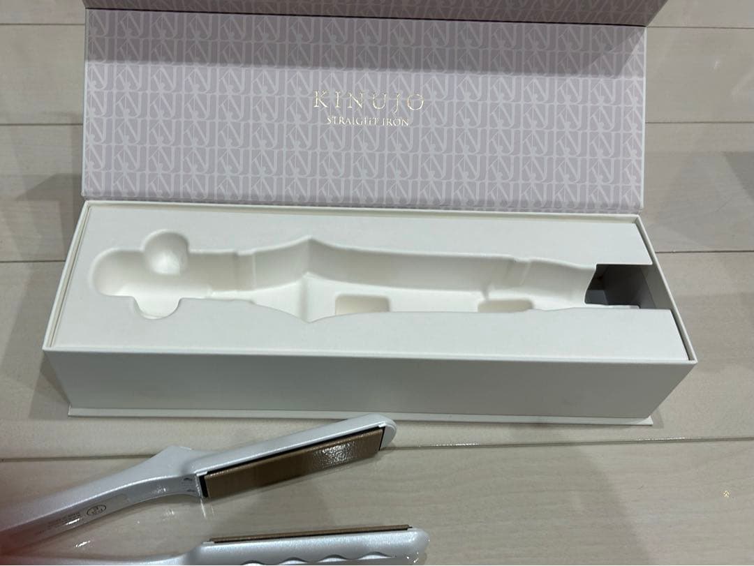 KINUJO 絹女 ストレートアイロン LM-225 未使用