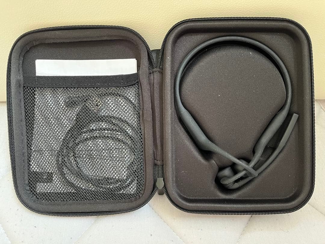 8/9までの出品！ SHOKZ OPENCOMM 骨伝導ヘッドセット ブラック